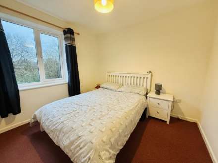 St. Hughs Rise, Didcot, Image 6