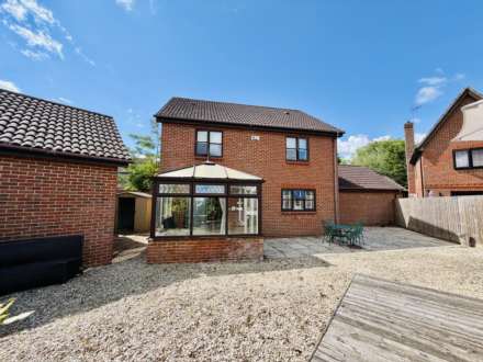 Blackwater Way, Didcot, Image 17