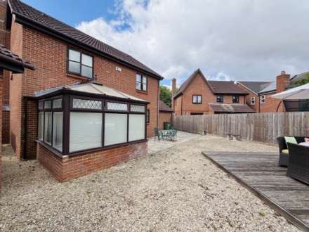 Blackwater Way, Didcot, Image 18
