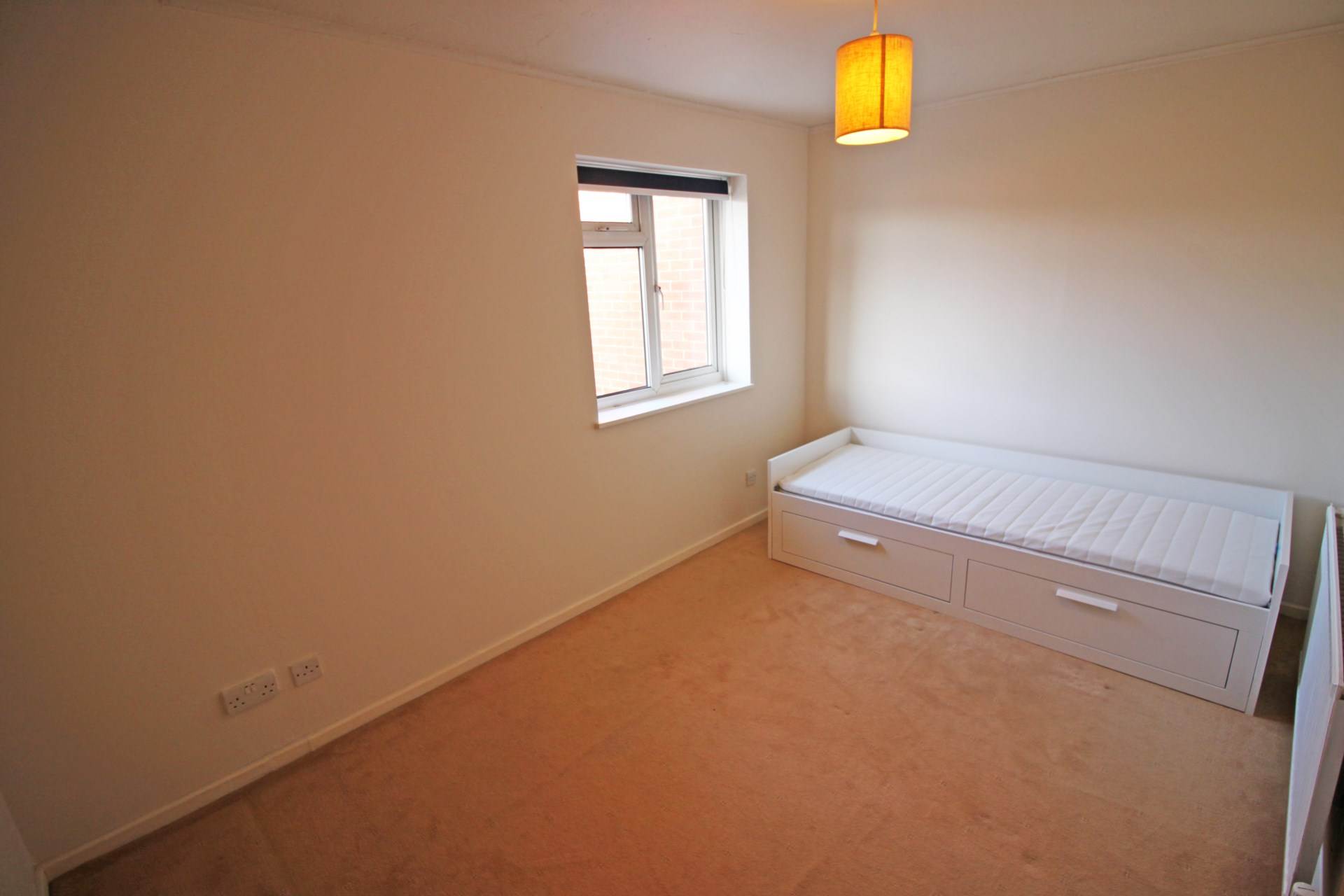 Pebble Drive, Didcot, Image 5