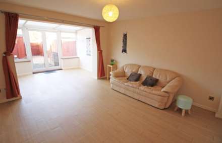 Pebble Drive, Didcot, Image 3