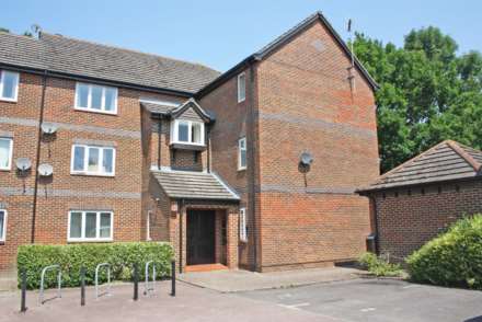 Wensum Drive, Didcot, Image 1