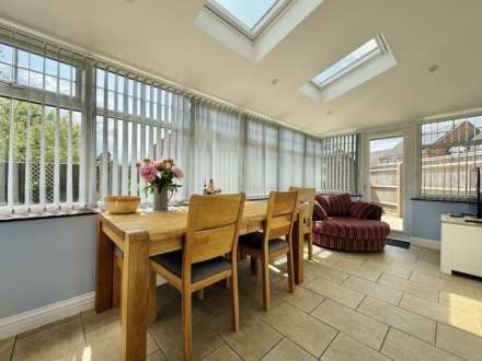 Evenlode Drive, Oxfordshire, Image 4