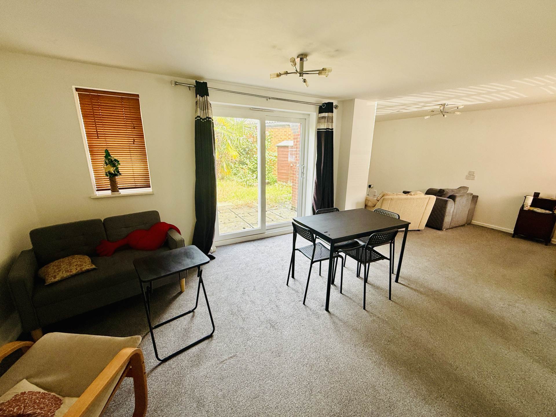 Dearne Place, Didcot, Image 5