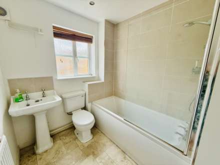 Dearne Place, Didcot, Image 8
