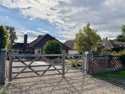 High Road, Brightwell-Cum-Sotwell, Image 1