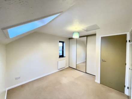 Linacre Close, Didcot, Image 4
