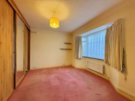 Bradstocks Way, Sutton Courtenay, Image 3