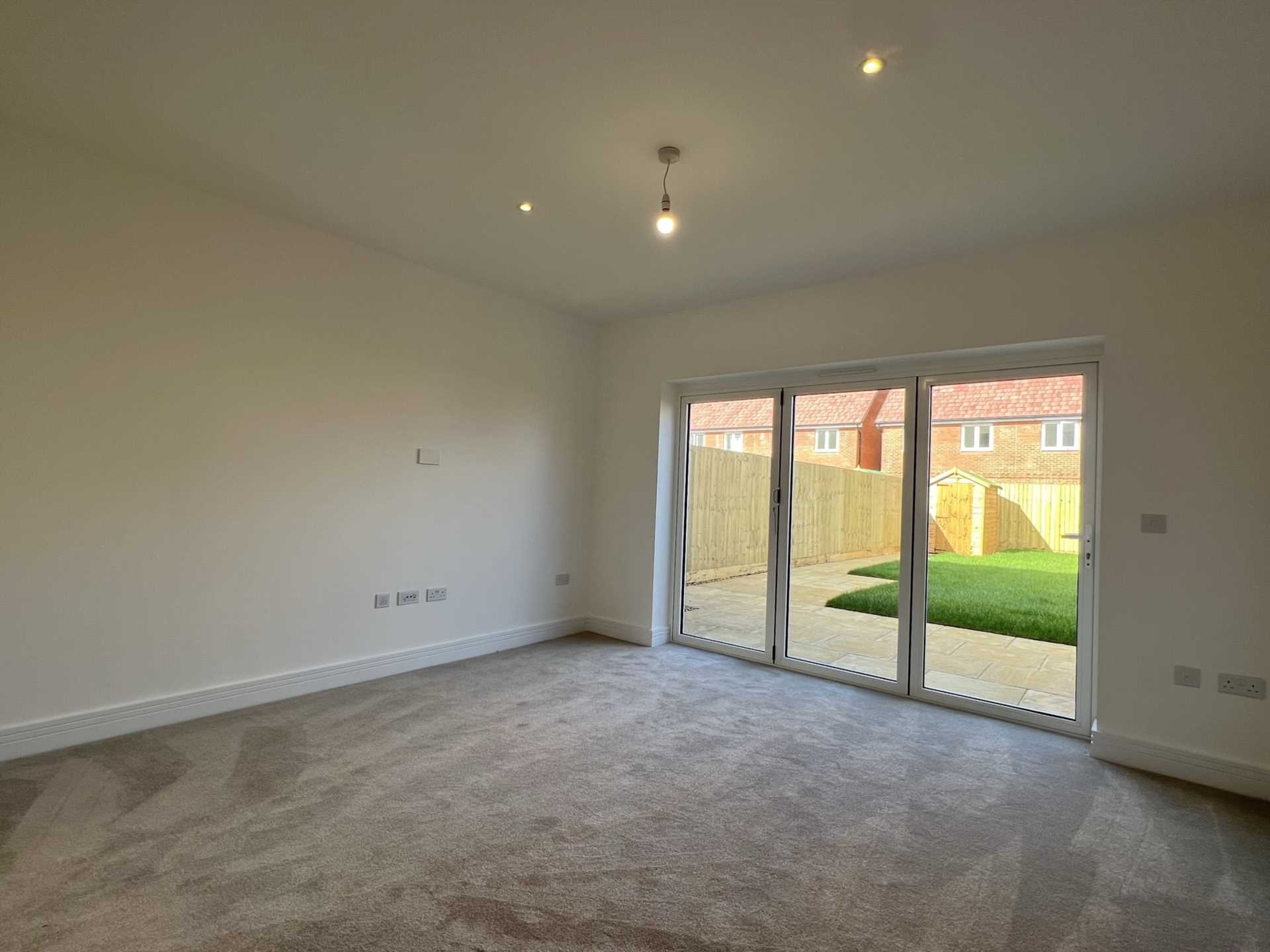 Foxcote Crescent, Didcot, Image 6