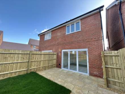 Foxcote Crescent, Didcot, Image 14