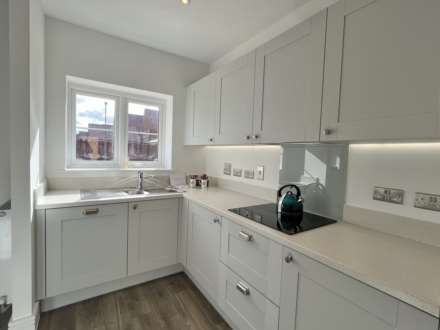Foxcote Crescent, Didcot, Image 2