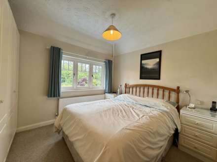 Brook House, Reading Road, Image 9