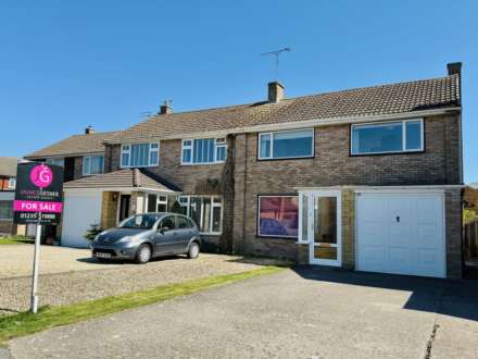 3 Bedroom Semi-Detached, Slade Road, Didcot