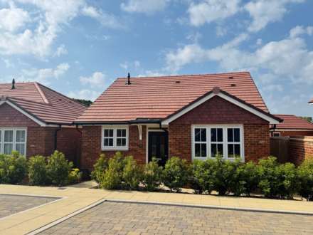 Kings Reeve Place, Wallingford, Image 1