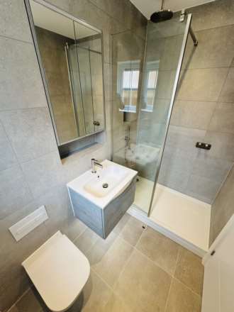 Kings Reeve Place, Wallingford, Image 8