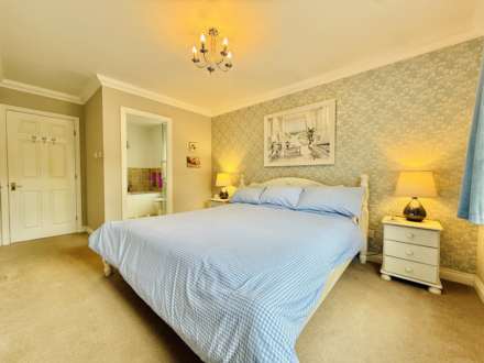 Saxon Court, Benson, Image 10