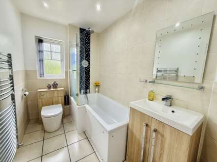 Saxon Court, Benson, Image 16