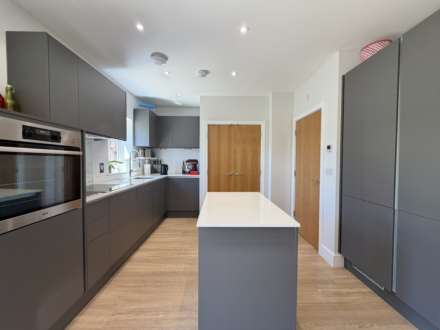 Armstrong Close, Harwell, Image 4