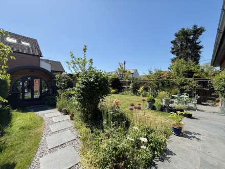 The Bungalow, Station Road, Image 17