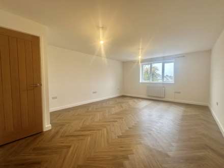 Broadway, Didcot, Image 4