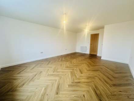 Broadway, Didcot, Image 5