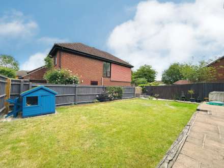 Saxons Way, Didcot, Image 15