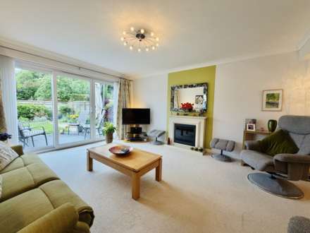 Fir Tree Avenue, Wallingford, Image 4