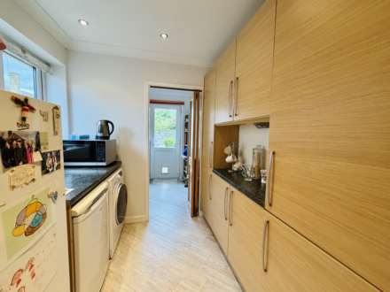 Fir Tree Avenue, Wallingford, Image 6