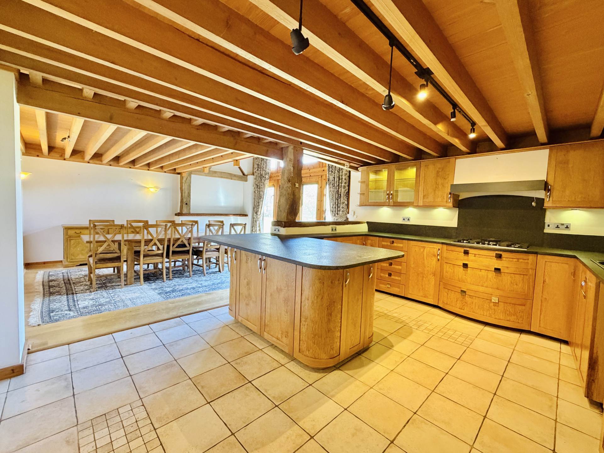 Fifield Barns, Benson, Image 2