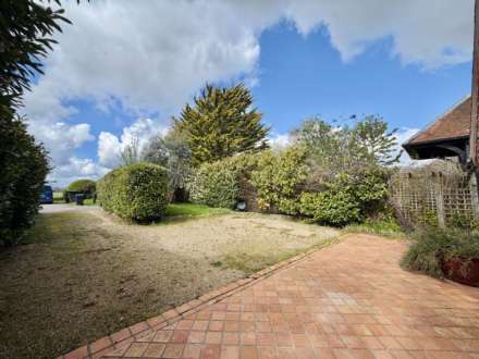 Fifield Barns, Benson, Image 22