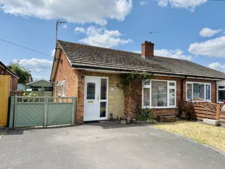 Blacklands Road, Benson, Image 1