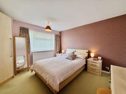 Fir Tree Avenue, Wallingford, Image 6