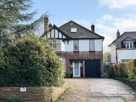 Chalmore Cottage, Reading Road