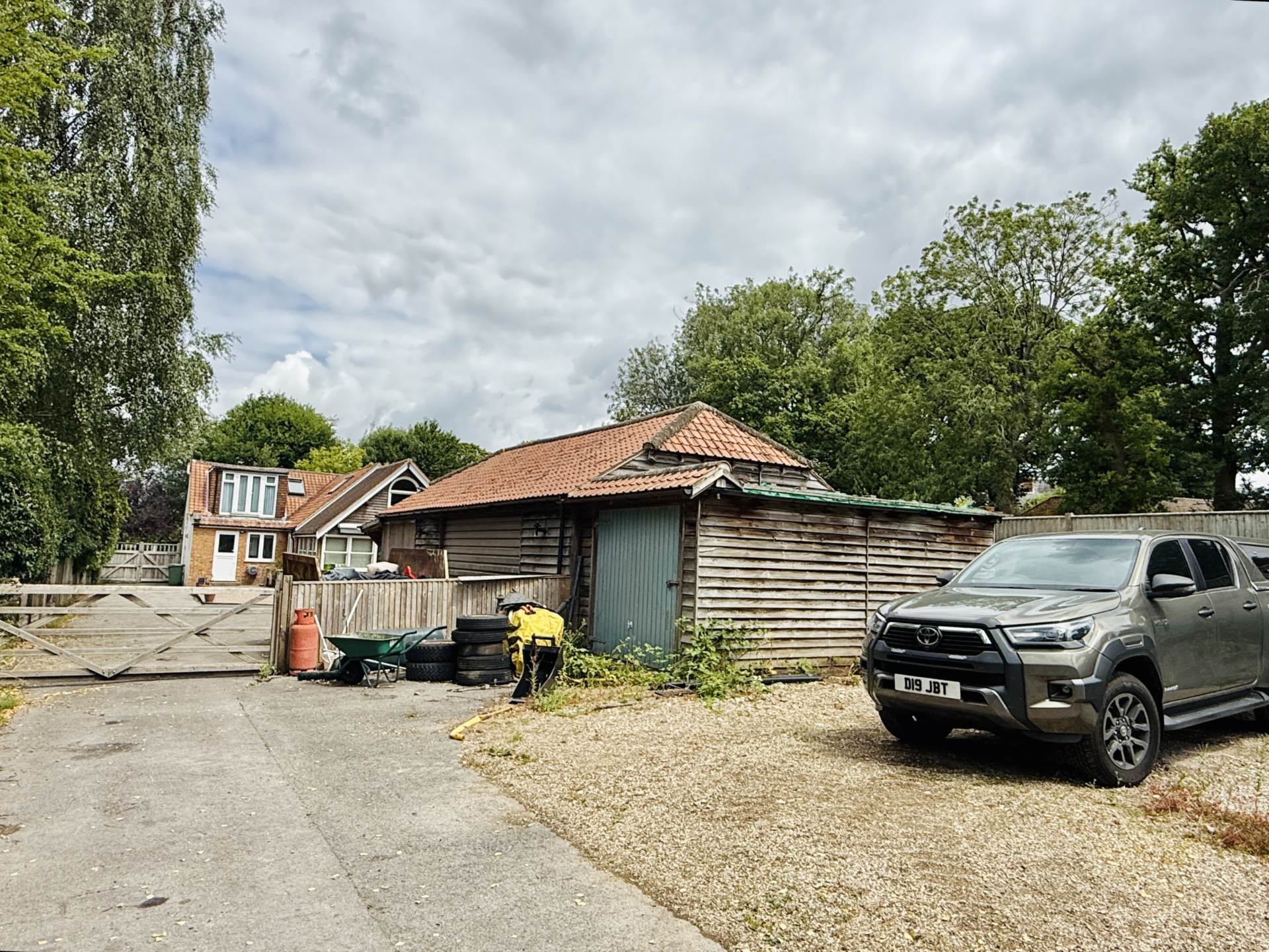 Bridle Path, Woodcote, Image 14