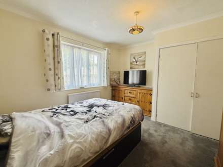 Bridle Path, Woodcote, Image 11