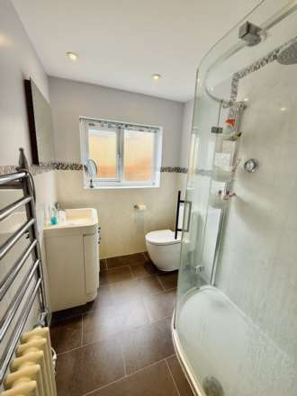 Bridle Path, Woodcote, Image 13