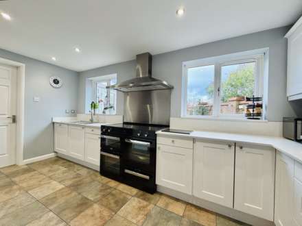 Blackwater Way, Didcot, Image 5