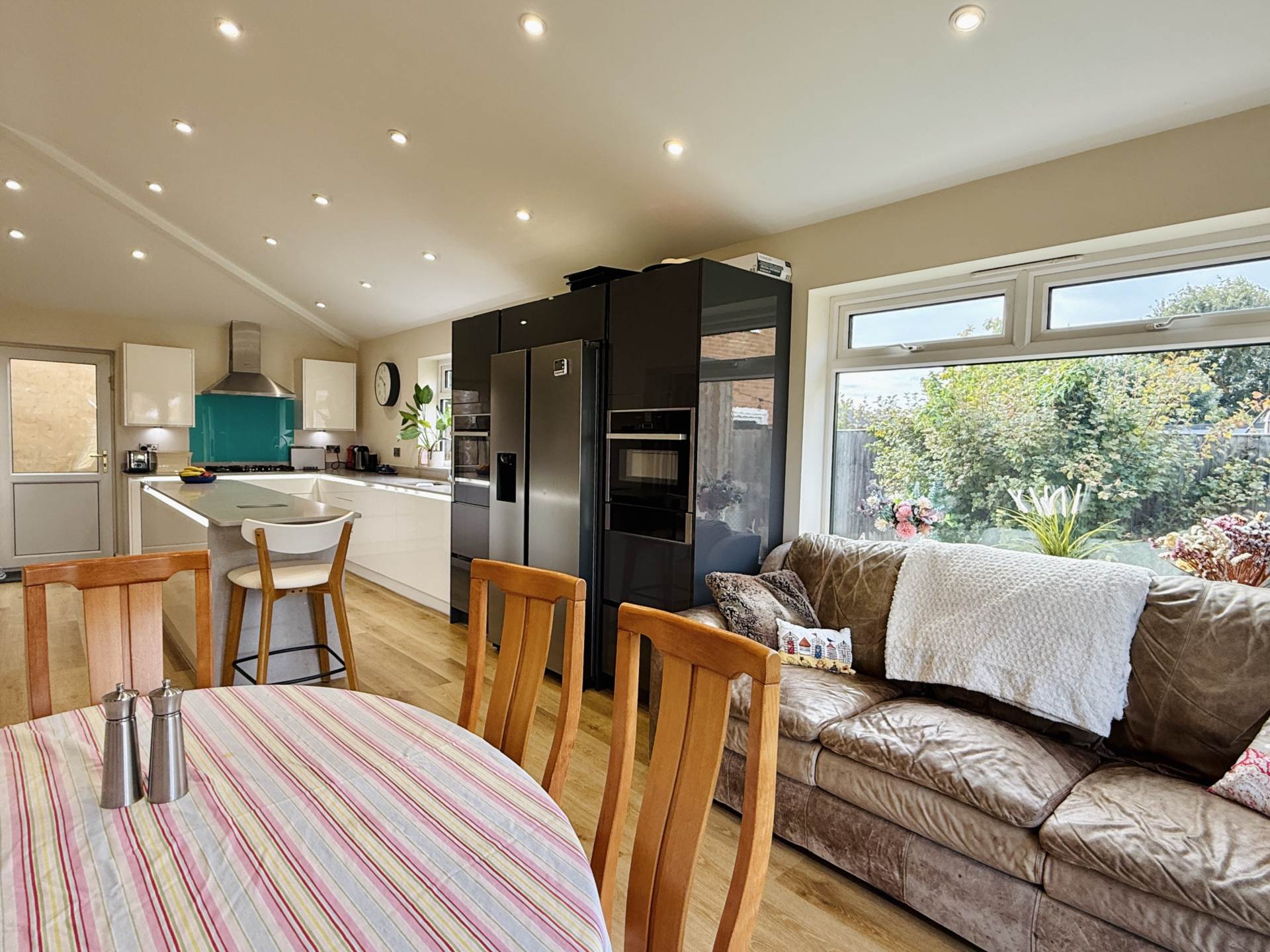 Fir Tree Avenue, Wallingford, Image 7