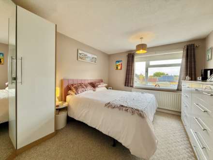 Fir Tree Avenue, Wallingford, Image 10