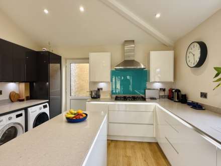 Fir Tree Avenue, Wallingford, Image 3
