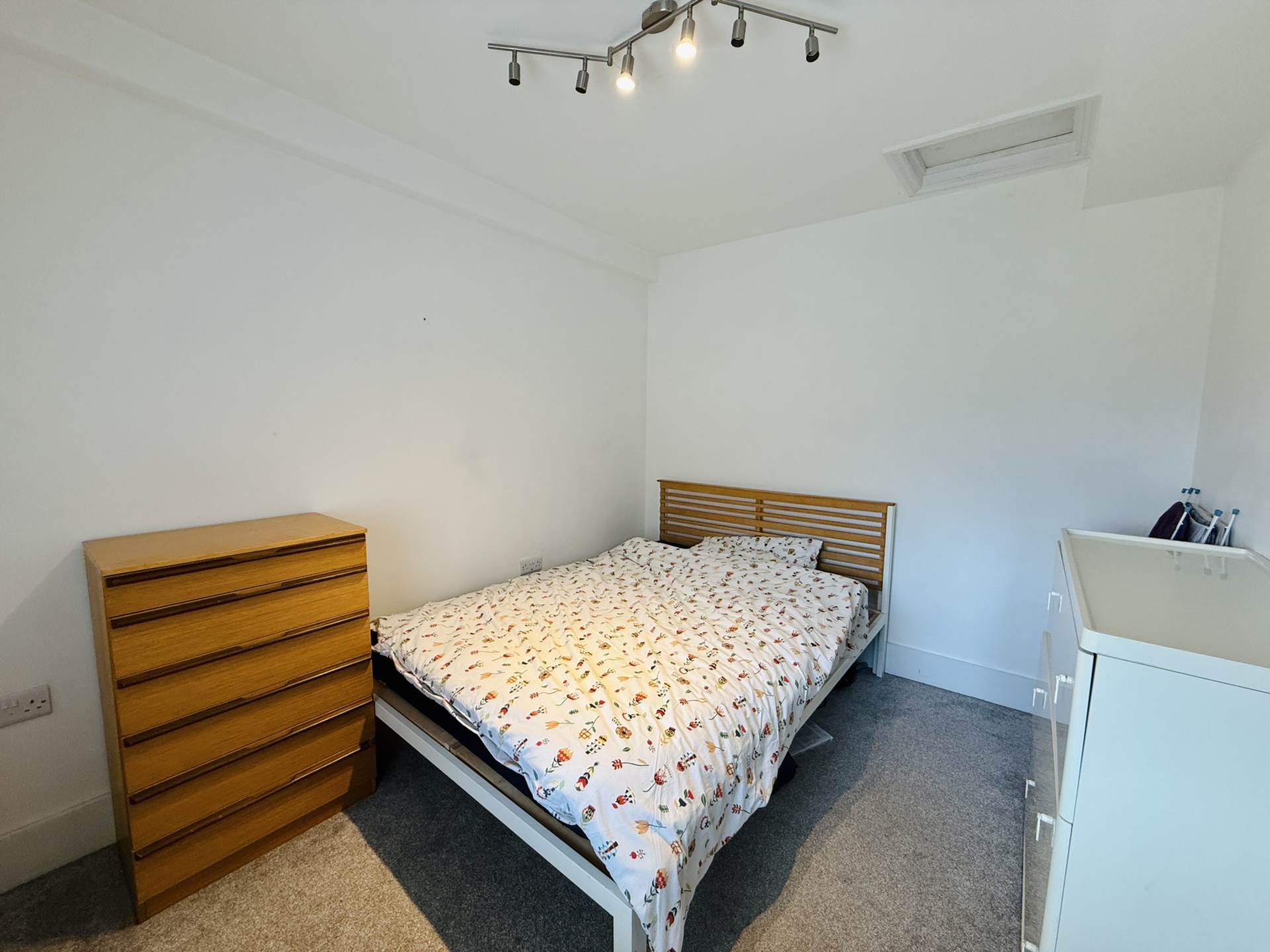 Ayrton Place, Wallingford, Image 6