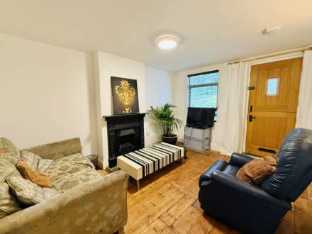 Ayrton Place, Wallingford, Image 2