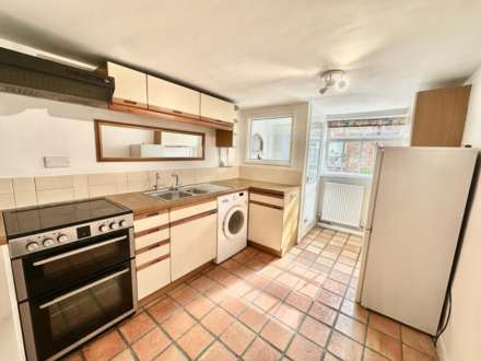 Wood Street, Wallingford, Image 2
