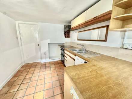 Wood Street, Wallingford, Image 3