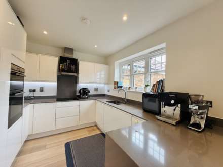 Kings Reeve Place, Wallingford, Image 2