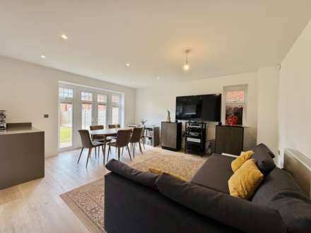 Kings Reeve Place, Wallingford, Image 3