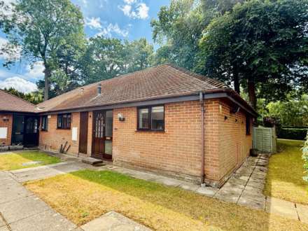 Chalcraft Close, Henley-On-Thames