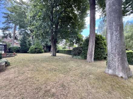Chalcraft Close, Henley-On-Thames, Image 10