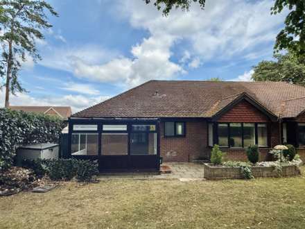Chalcraft Close, Henley-On-Thames, Image 8