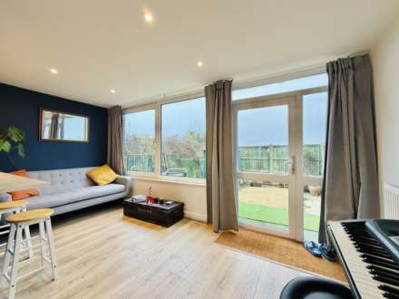 Queens Avenue, Wallingford, Image 12